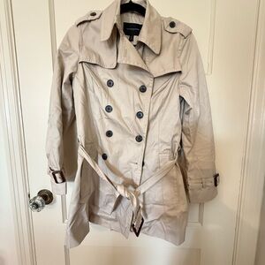Banana Republic Light Tan Trench Coat